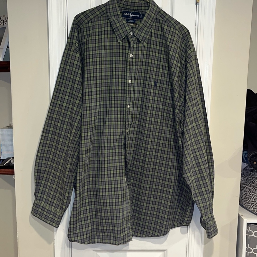 Men’s Long Sleeved Button Down Shirt